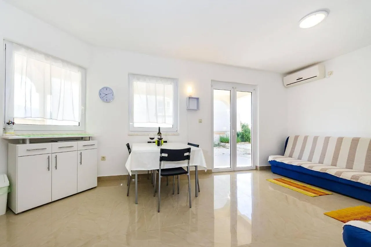 Apartmani Tanja Pridraga